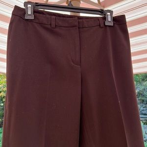 Excellent condition Jones New York Signature size 4 Brown Dress Pants.